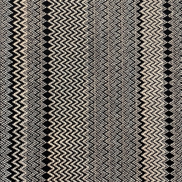 NWT theory black/ white top (small) - Picture 3 of 5